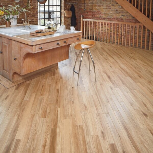 karndean floor_RP102 Natural Oak Kitchen P1 CM