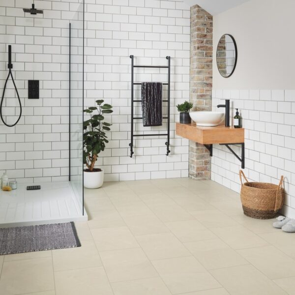 karndean_vinyl floor_ST18 IvoryRivenSlate DS12 3mm Bathroom P1_CM_knight tile