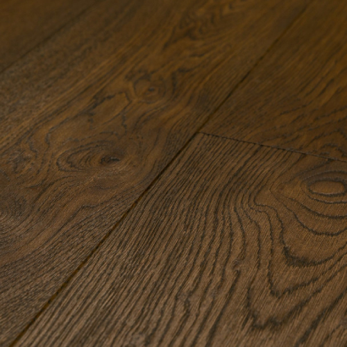 gothic-2__Focus_bearfoot wood floor