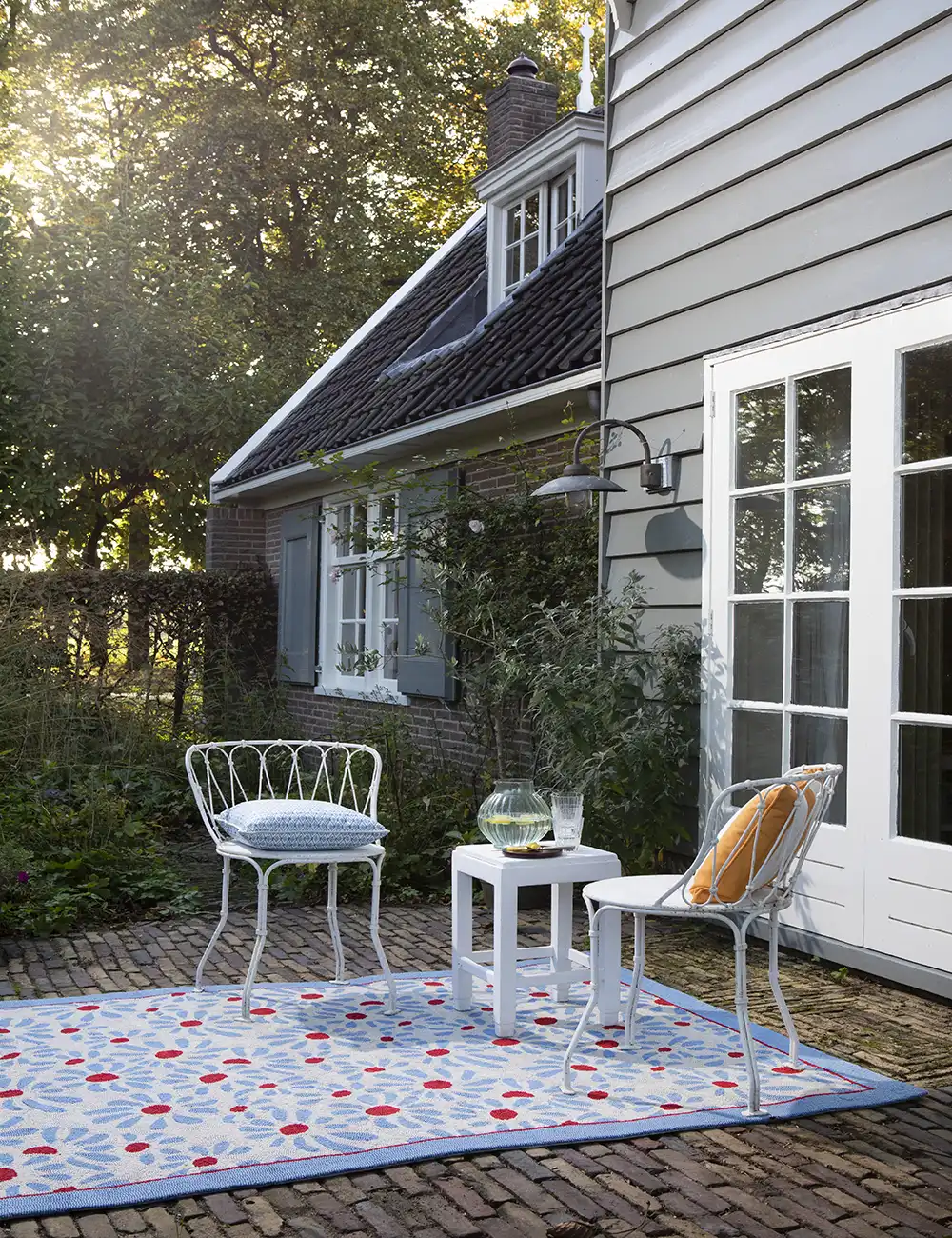 Laura Ashley Thorncliff Daisy Sky Blue indoor/outdoor 480308 - Image 3