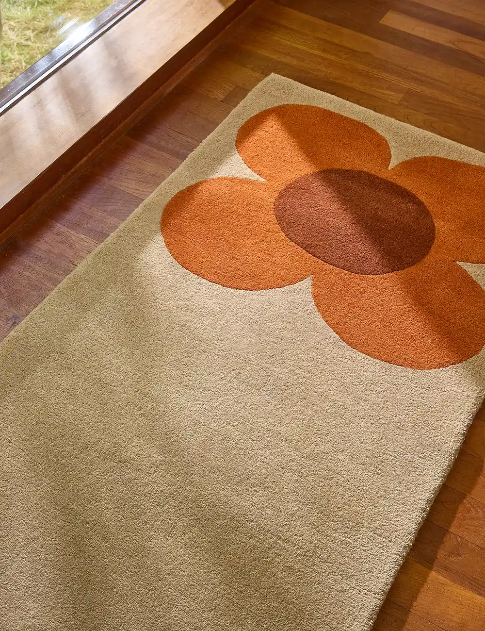 Orla Kiely Flower Placement Rug – Pumpkin / Ecru (158203) - Image 7