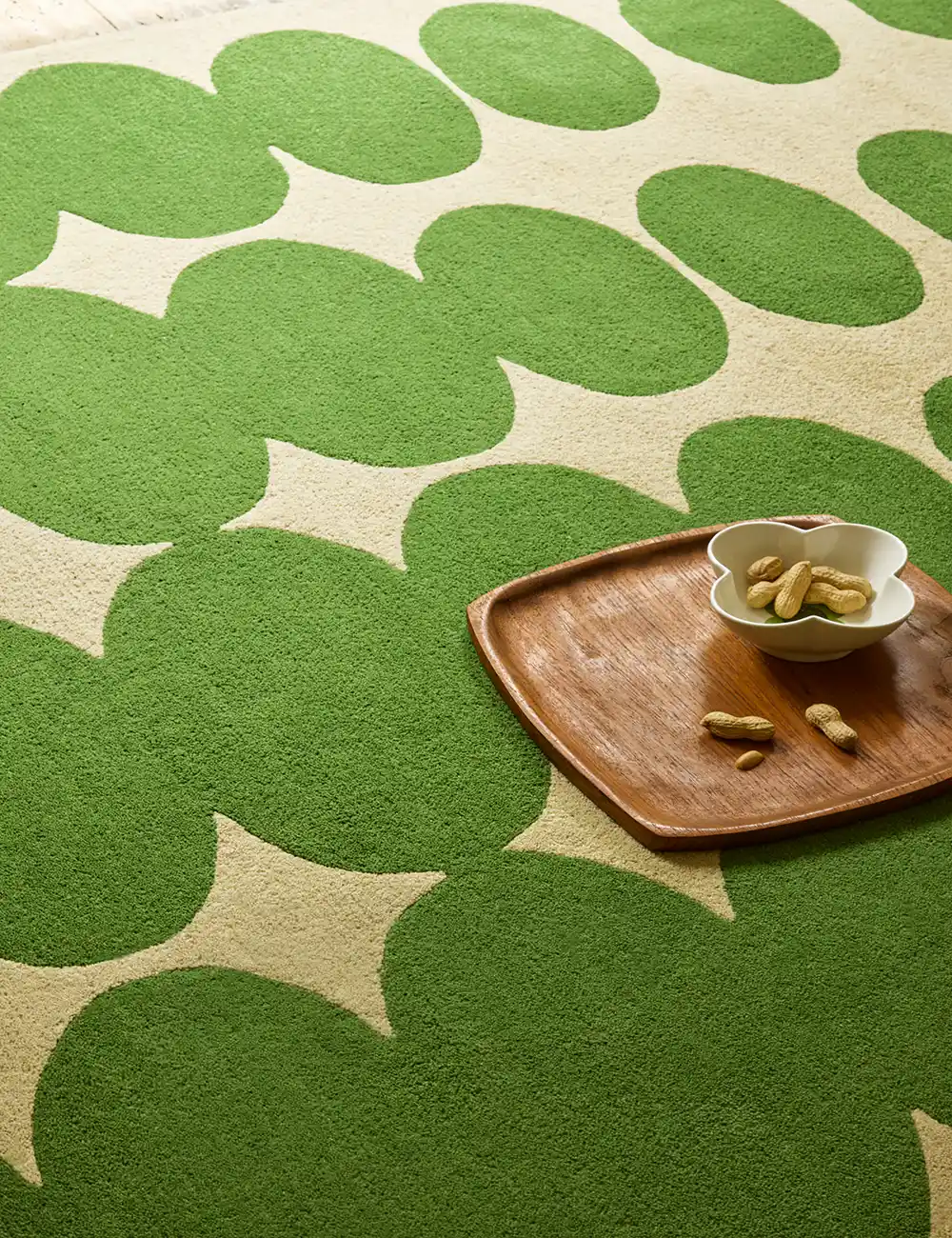 Orla Kiely Optical Oval Rug – Green / Cream (157707) - Image 3